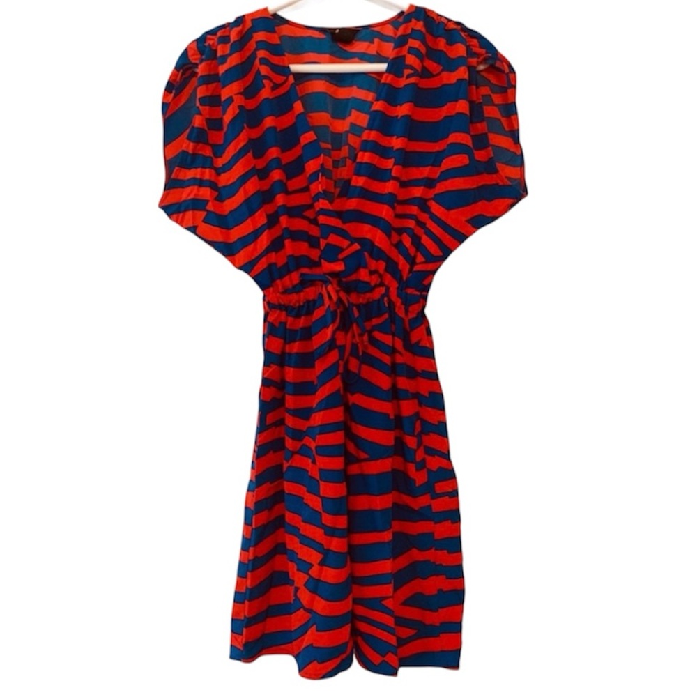 H&M DRESS RED BLUE STRIPES V-NECK FLOWY FEMININE SIZE 6